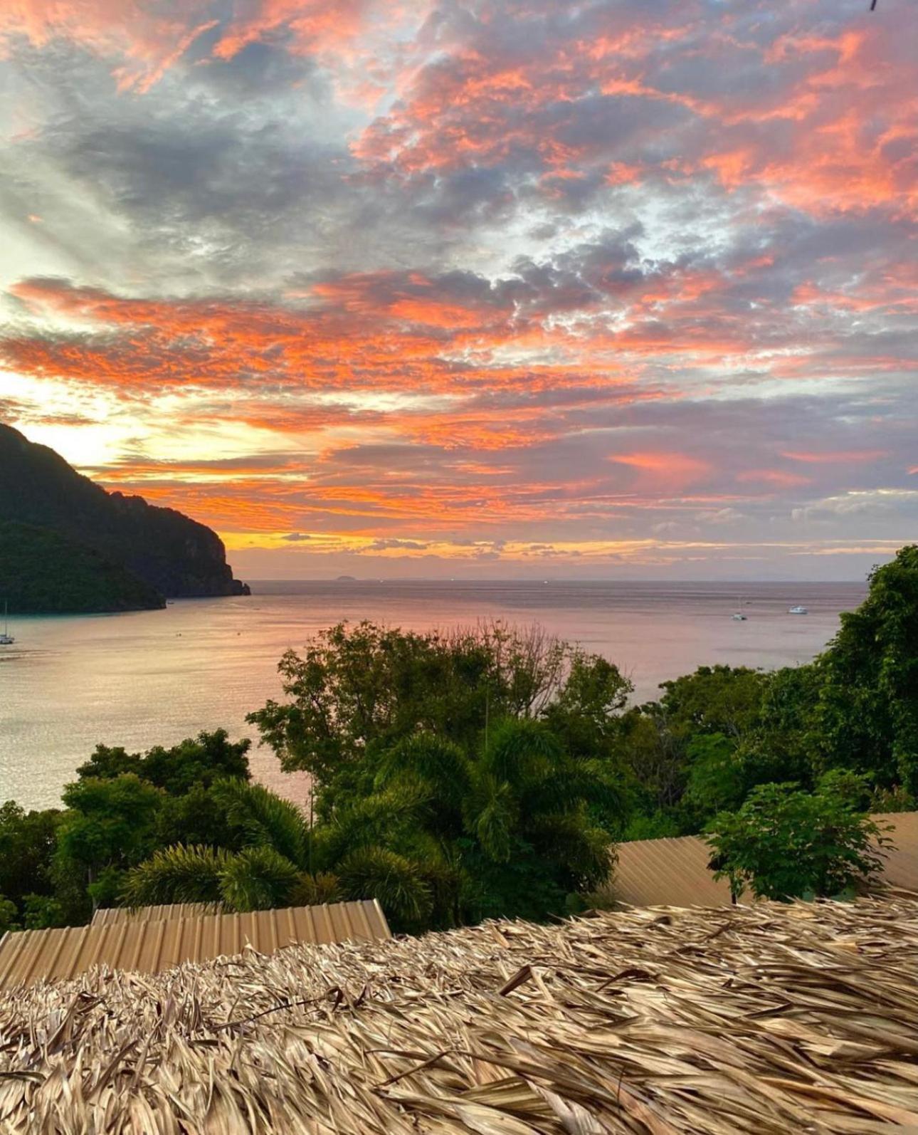 Phi Phi Sea Sky Resort Exterior foto